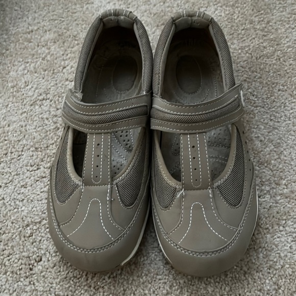 Ryka Shoes - Ryka T Strap walking shoes